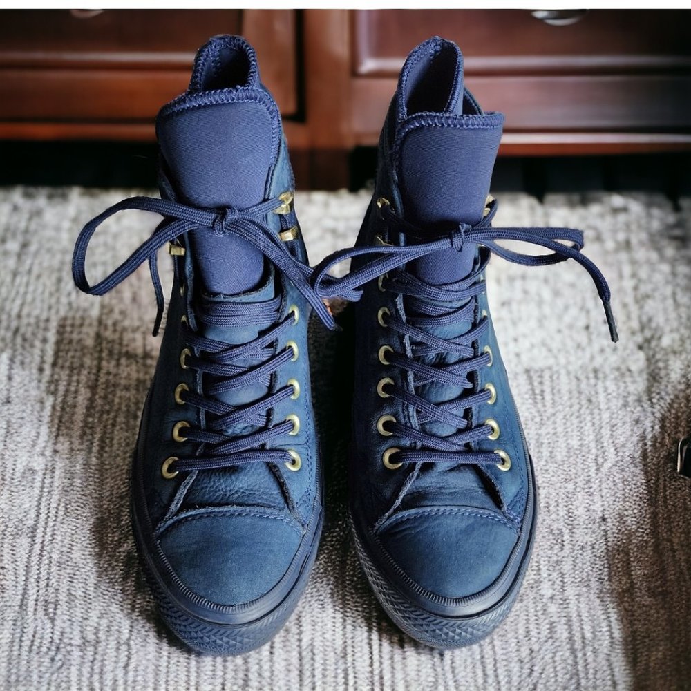 CONVERSE CHUCK TAYLOR ALL STAR 2019 High Top Midnight Navy Sneakers.  Size 10